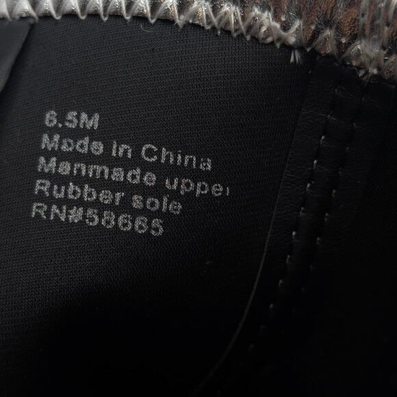 Abound Erinn Pointed Toe Heel Boots Women's Silver Metallic Size US6.5M EU37 - Picture 7 of 11